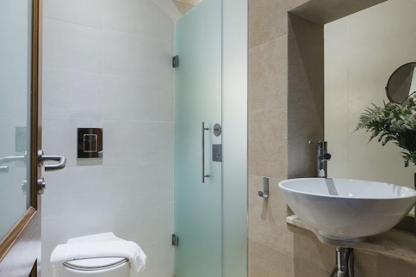 Two Pillows Boutique Hostel (Sliema)